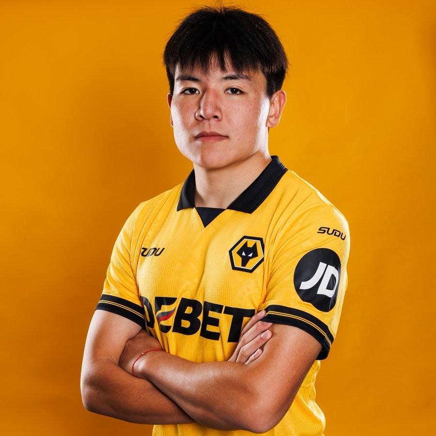 世界杯下载安装到手机-狼队官方：徐彬租借加盟英甲巴恩斯利