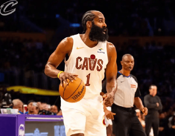 湖人14分大胜骑士东契奇创队史纪录！但真相是：两队都在“演”？